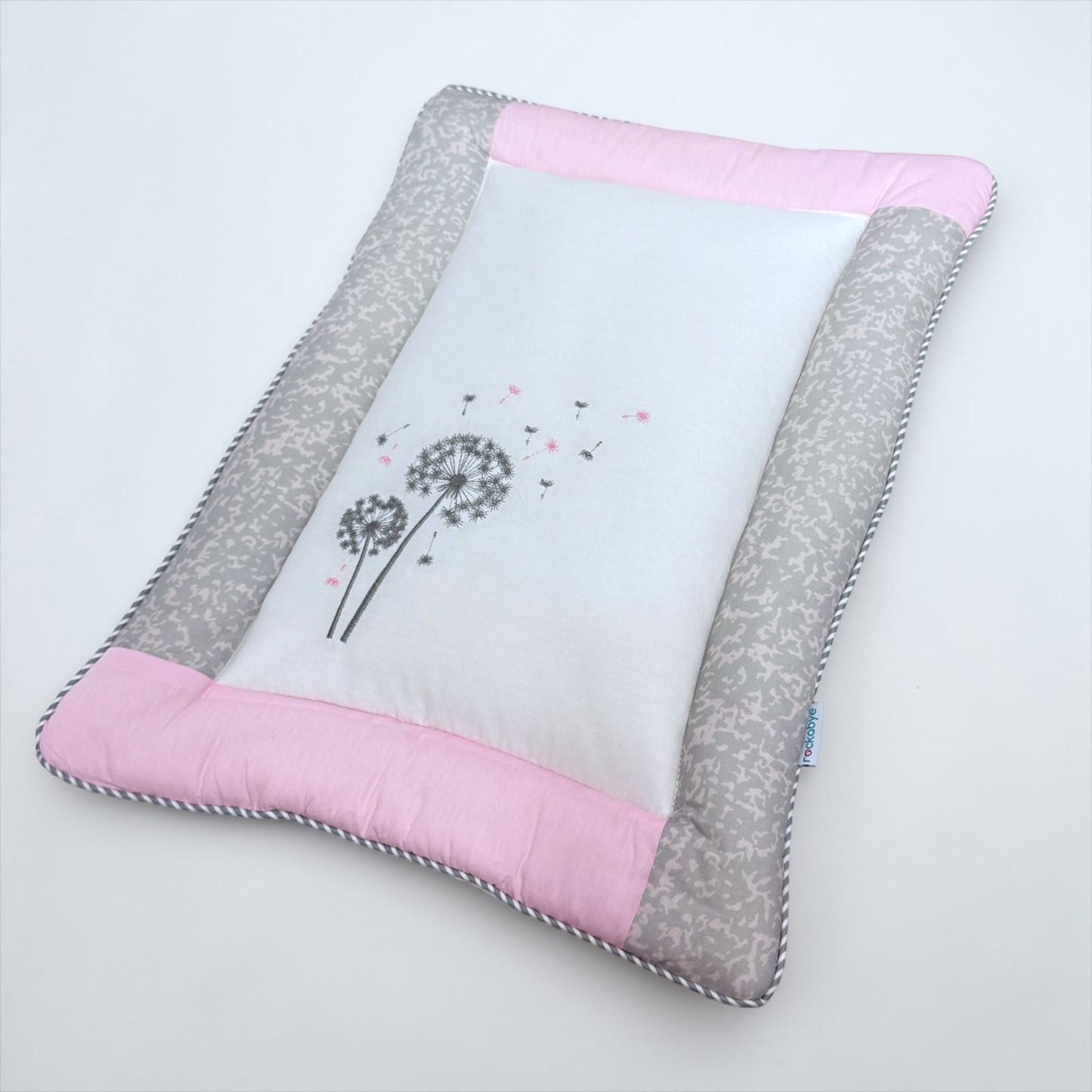 Hand Quilt- Dandelion Pink