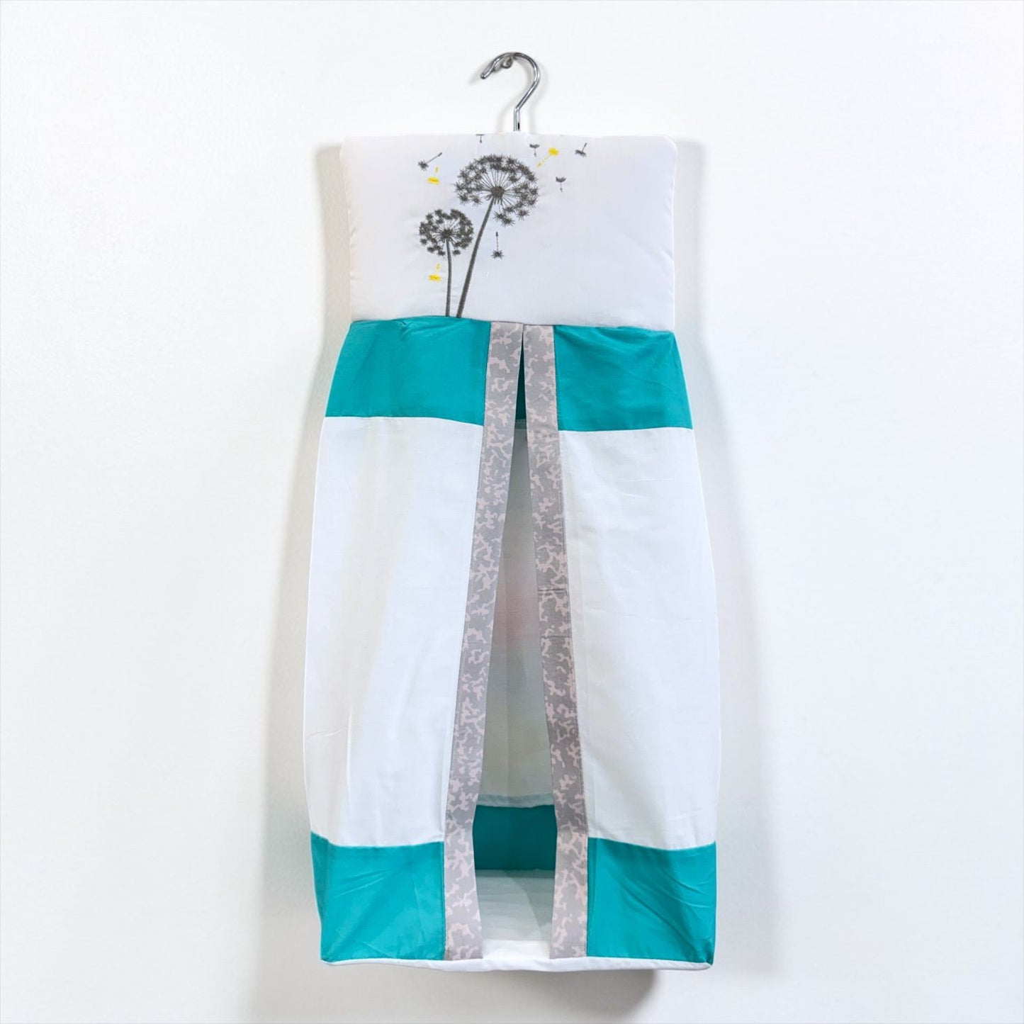 Nappy Hanger- Dandelion Green