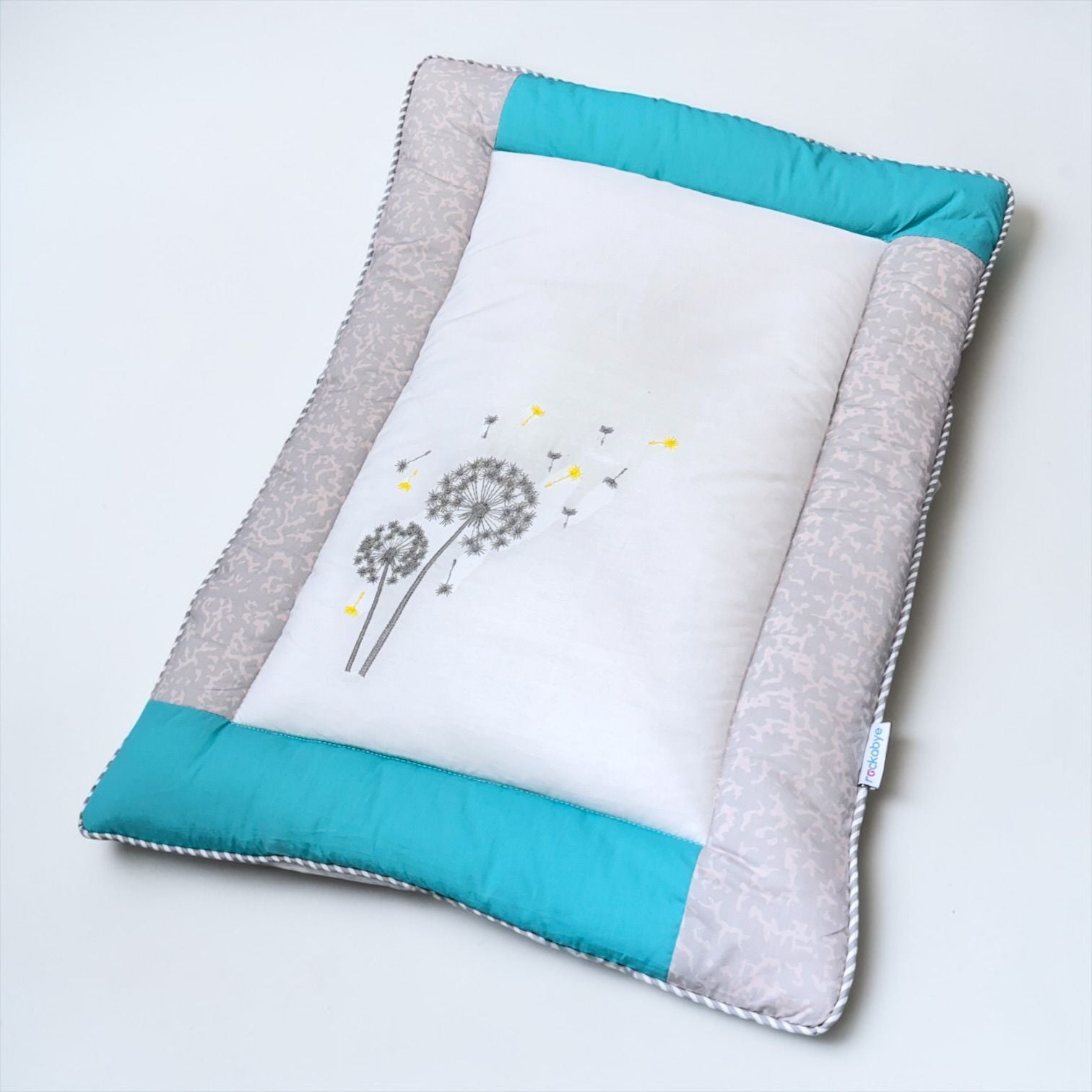 Hand Quilt- Dandelion Green