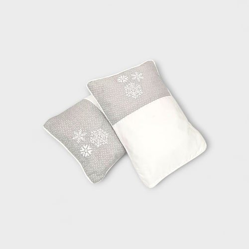 Box Pillow Cover-Snow Flakes