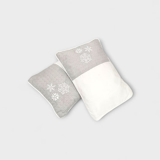 Box Pillow Cover-Snow Flakes