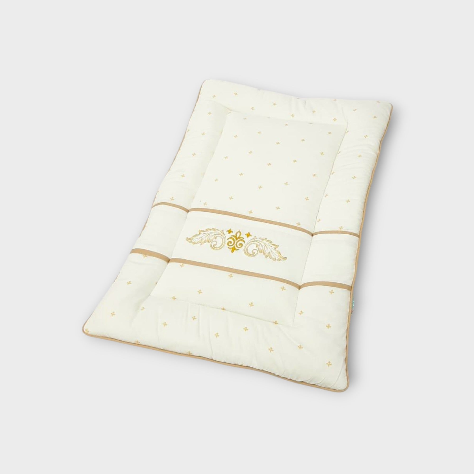 Hand Quilt-Ivory Dream